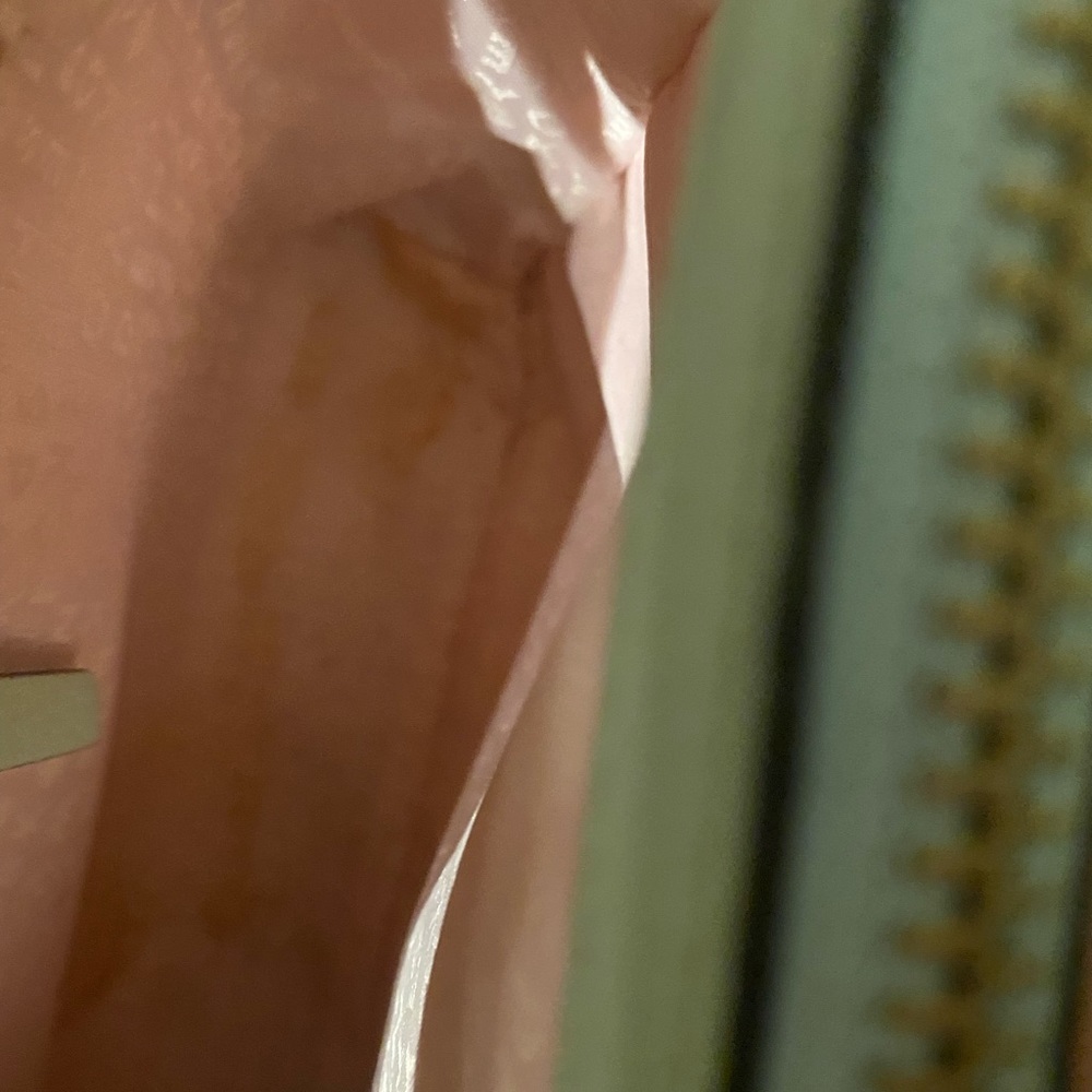 Kate Spade Purse - Picture 7 of 14